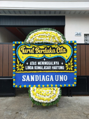 Papan Bunga Duka di Selong